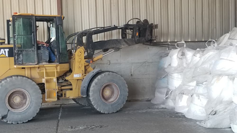 Worker loading storage